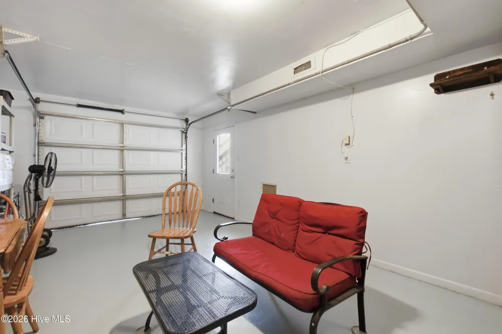 309 W Durham Street Kill Devil Hills, NC 27948