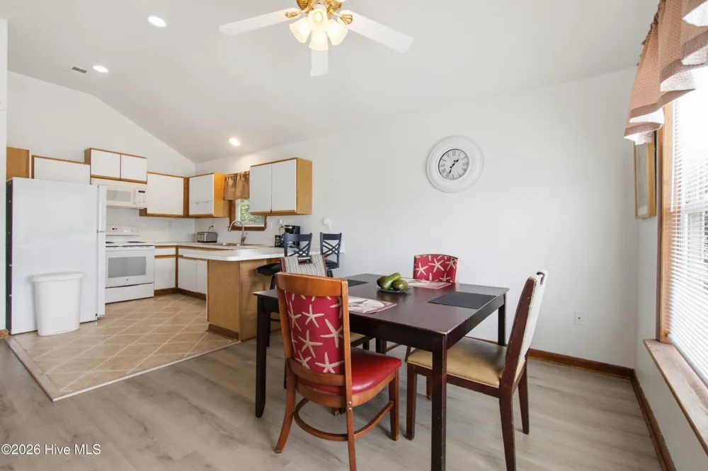 309 W Durham Street Kill Devil Hills, NC 27948