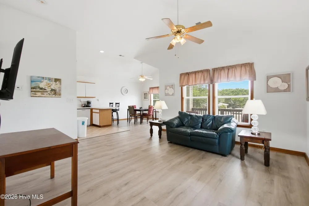309 W Durham Street Kill Devil Hills, NC 27948
