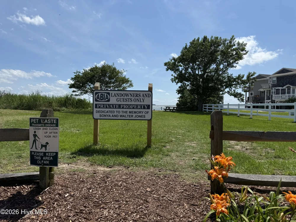 309 W Durham Street Kill Devil Hills, NC 27948