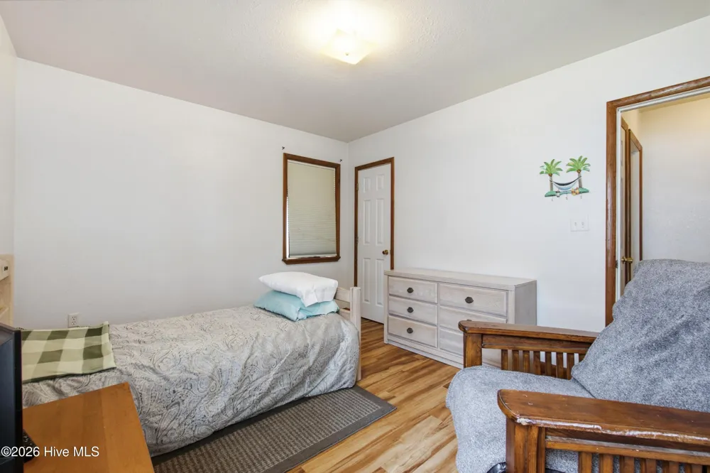 309 W Durham Street Kill Devil Hills, NC 27948