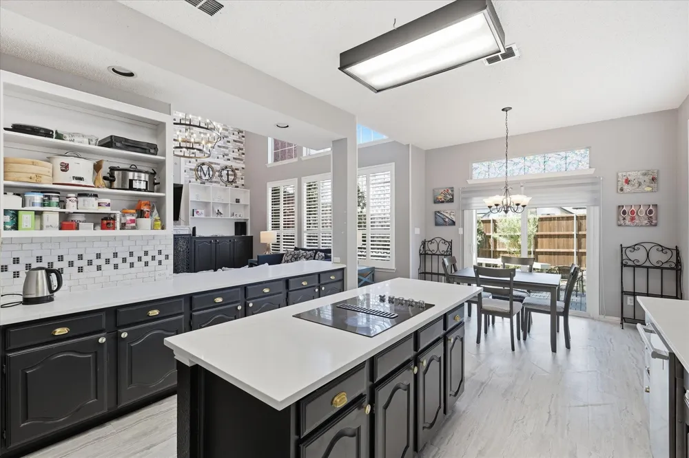 12000 Covington Lane Frisco, TX 75035