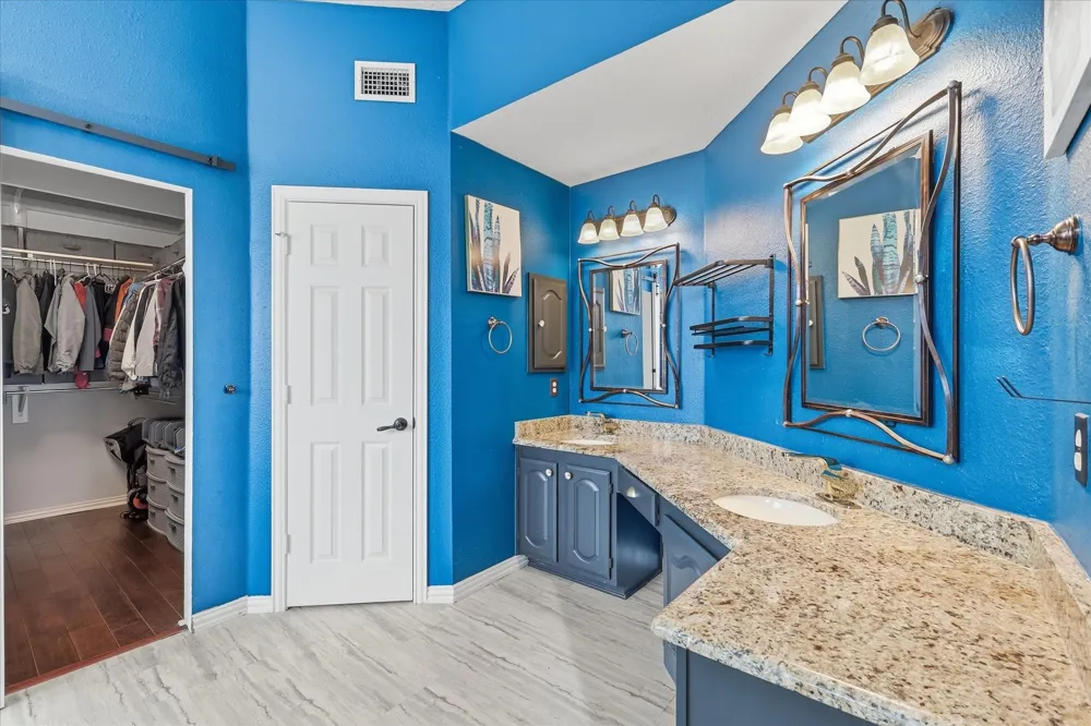 12000 Covington Lane Frisco, TX 75035