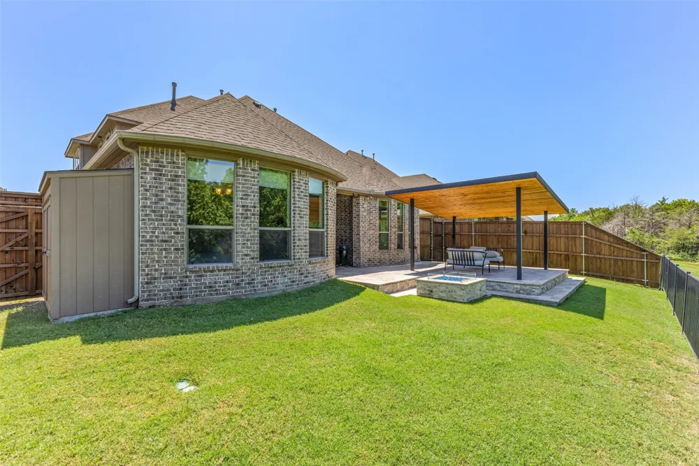 1557 Trowbridge Circle Rockwall, TX 75032