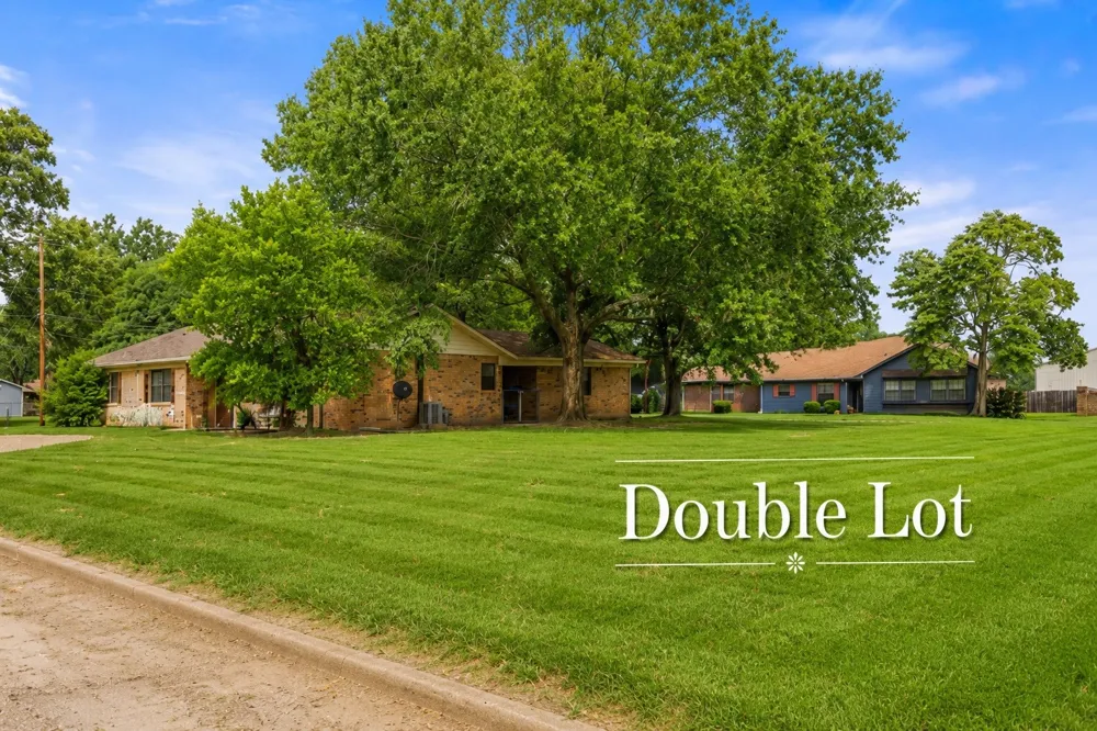 709 Glazner Street Hawkins, TX 75765