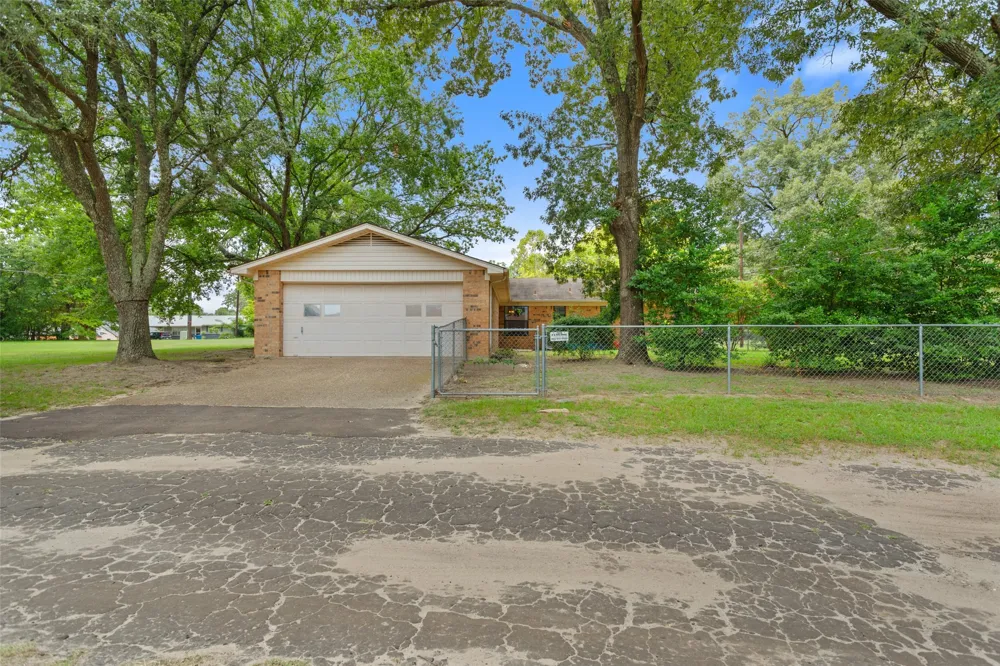 709 Glazner Street Hawkins, TX 75765