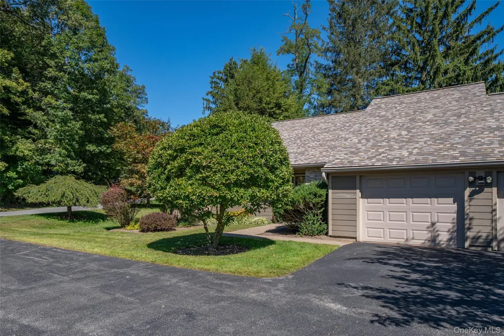 341 Furnace Dock Road #50 Cortlandt Manor, NY 10567