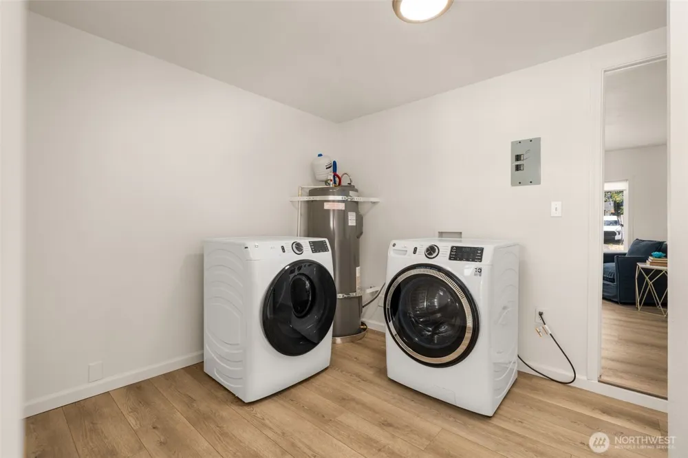 230 S 187th Street Burien, WA 98148