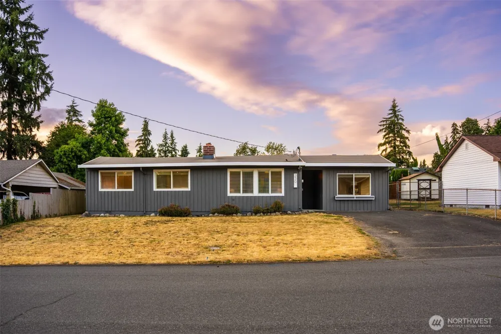 230 S 187th Street Burien, WA 98148