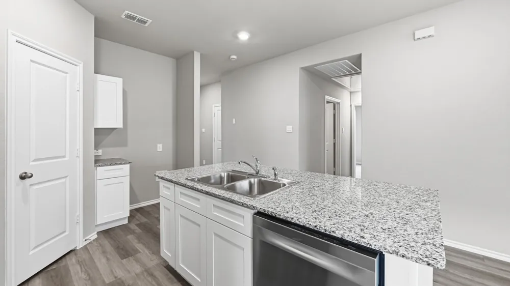 5609 CORDUROY ROAD Denton, TX 76249