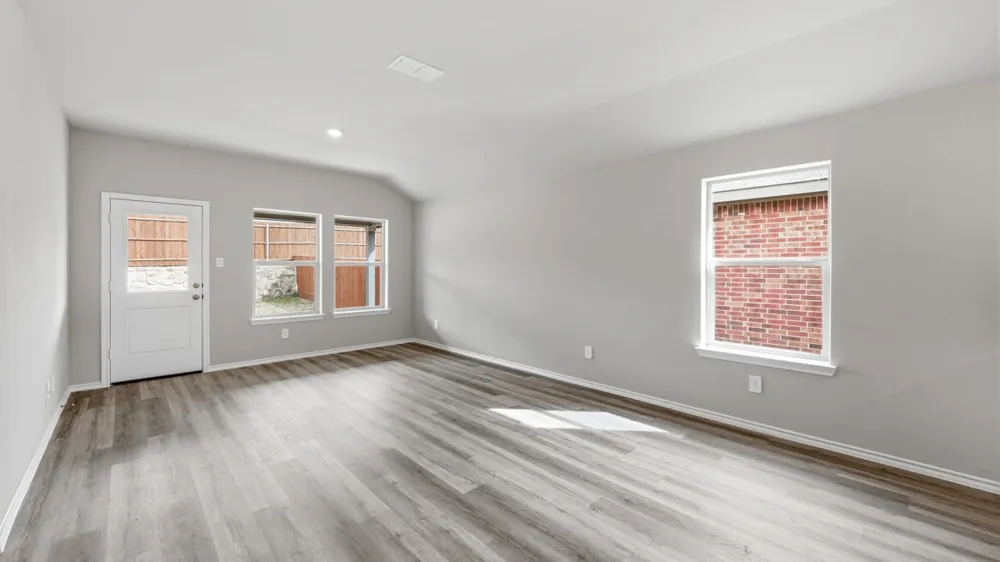 5609 CORDUROY ROAD Denton, TX 76249