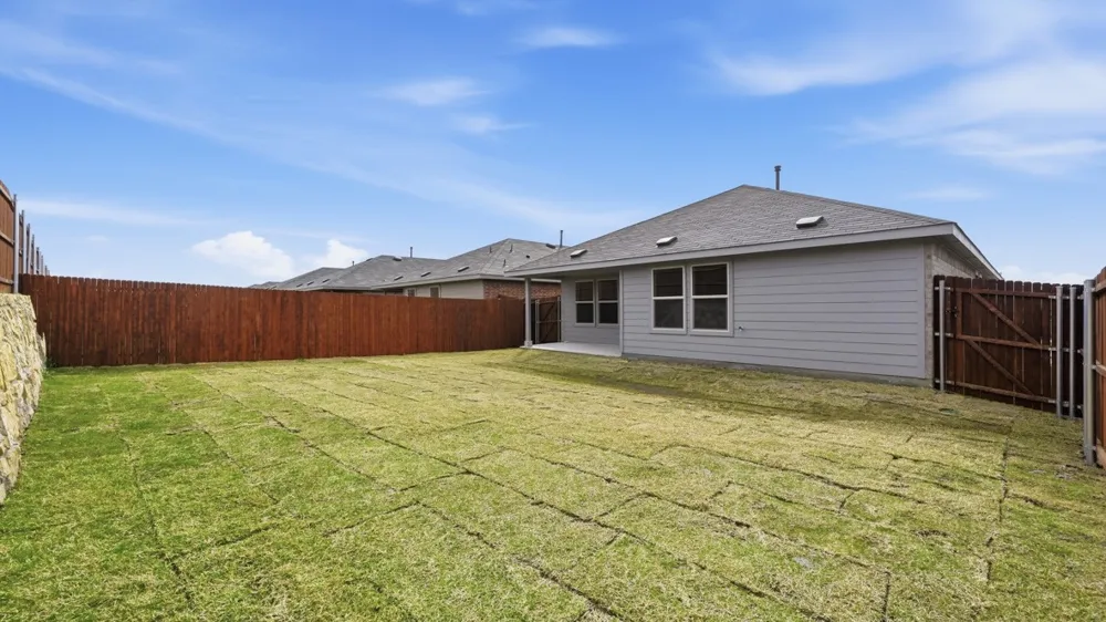 5609 CORDUROY ROAD Denton, TX 76249