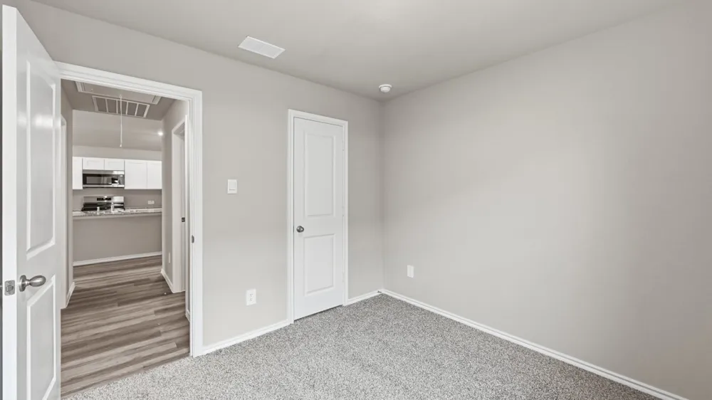 5609 CORDUROY ROAD Denton, TX 76249