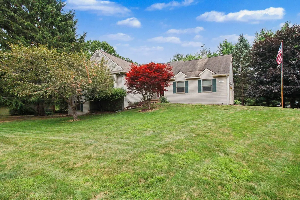1457 Indian Trail Milford, MI 48380