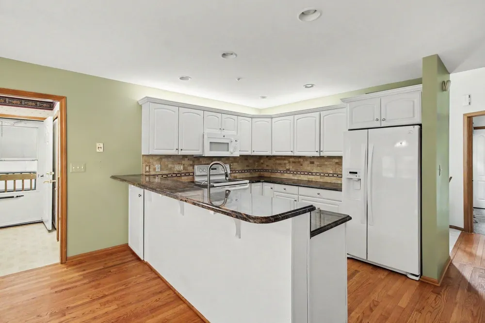 1457 Indian Trail Milford, MI 48380