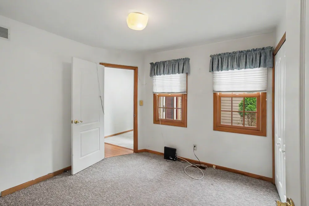 1457 Indian Trail Milford, MI 48380