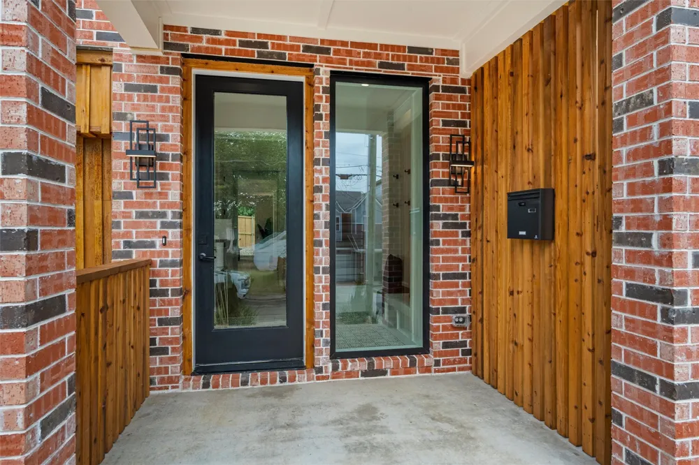 333 Moore Street Dallas, TX 75203