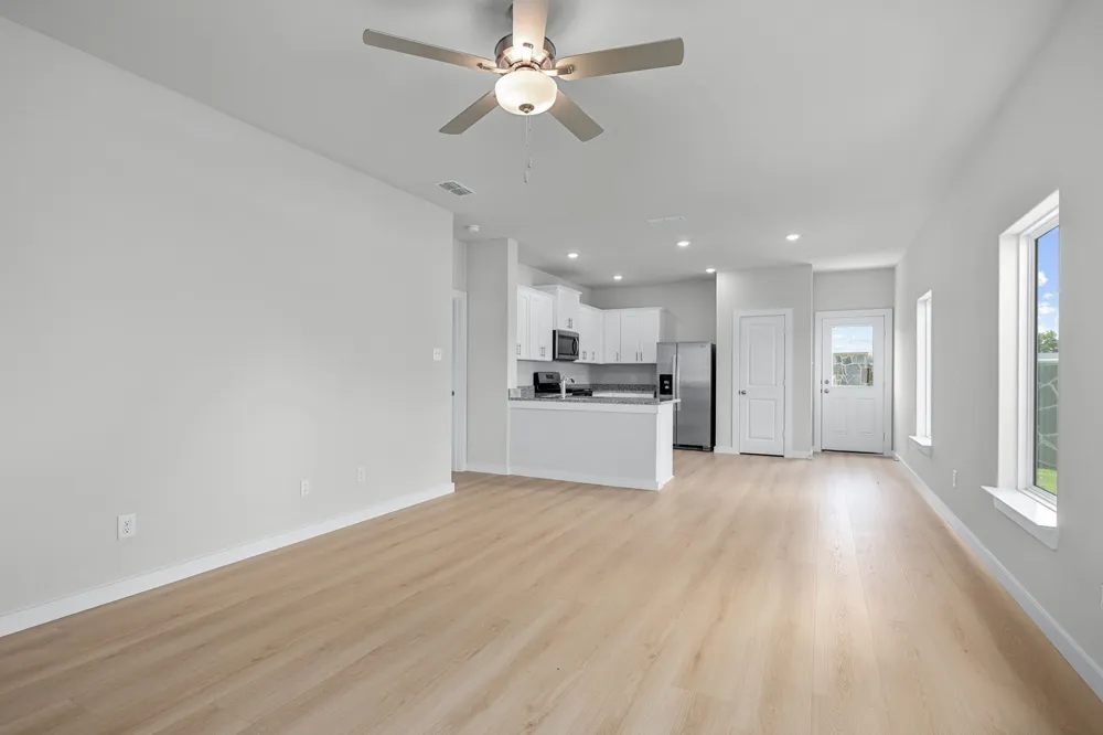 300 Hay Field Drive Blue Ridge, TX 75424