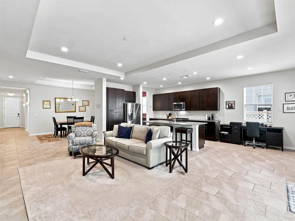 5133 ADMIRAL POINTE DRIVE Apollo Beach, FL 33572
