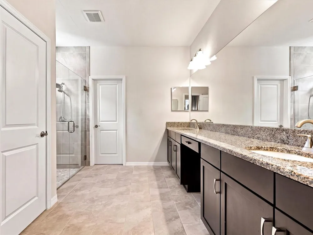 5133 ADMIRAL POINTE DRIVE Apollo Beach, FL 33572