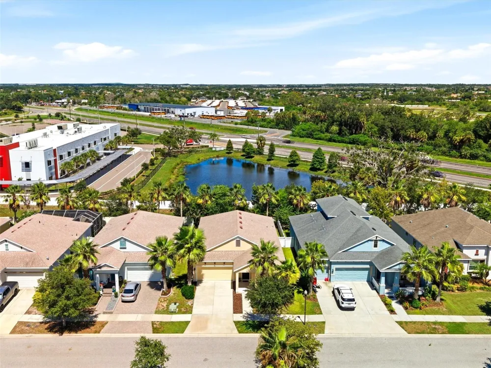 5133 ADMIRAL POINTE DRIVE Apollo Beach, FL 33572