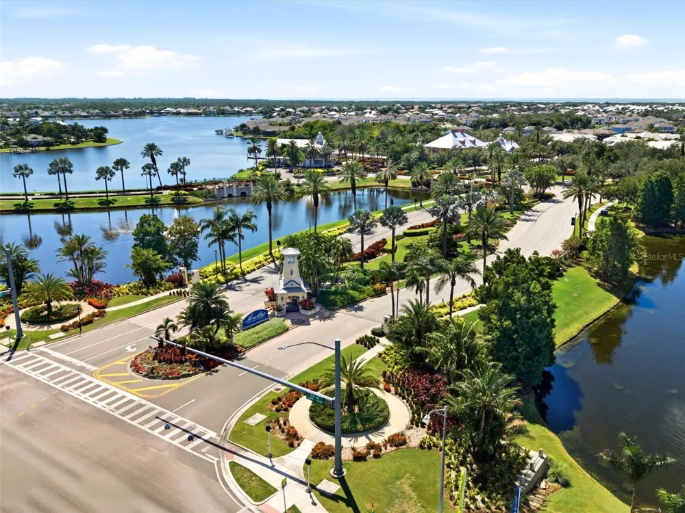 5133 ADMIRAL POINTE DRIVE Apollo Beach, FL 33572