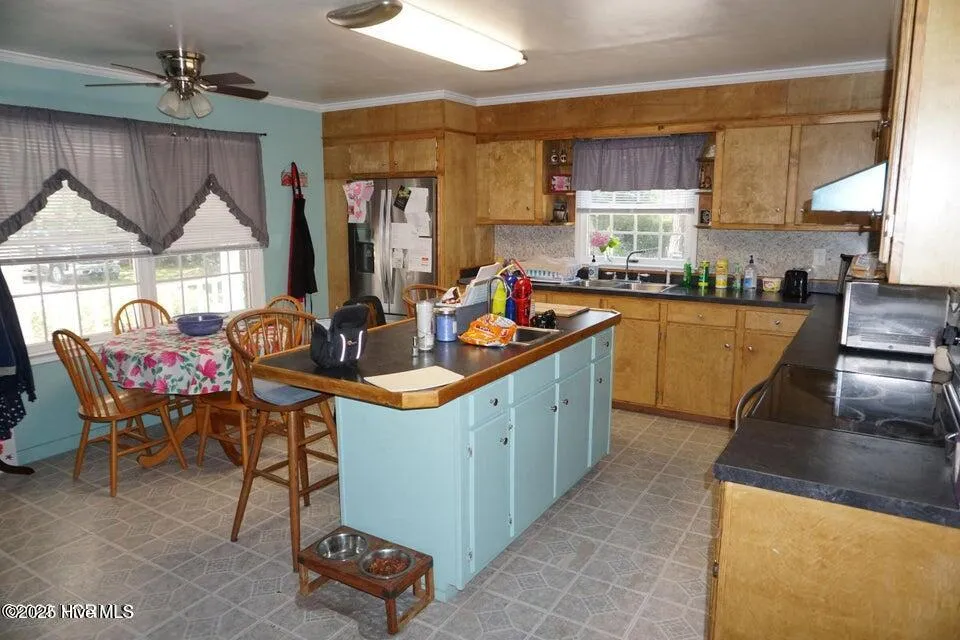 166 Lake Road Beaufort, NC 28516