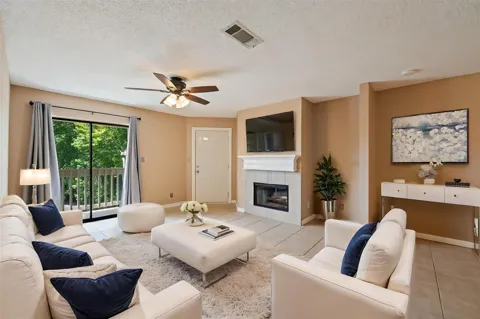 2501 Gulf Freeway #6A
