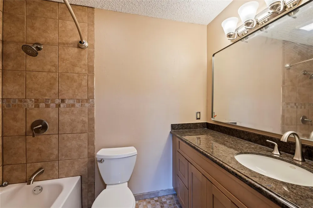 2501 Gulf Freeway #6A Dickinson, TX 77539