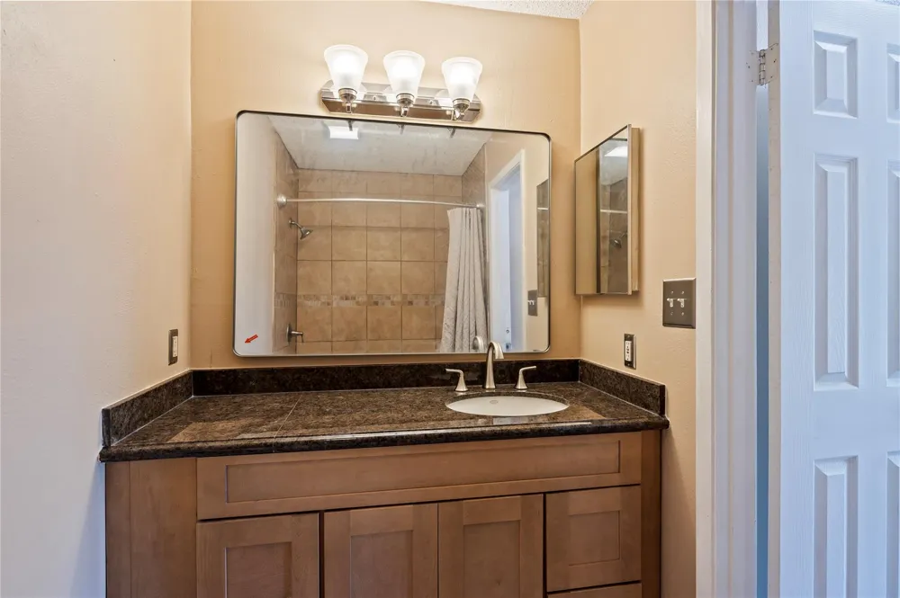 2501 Gulf Freeway #6A Dickinson, TX 77539