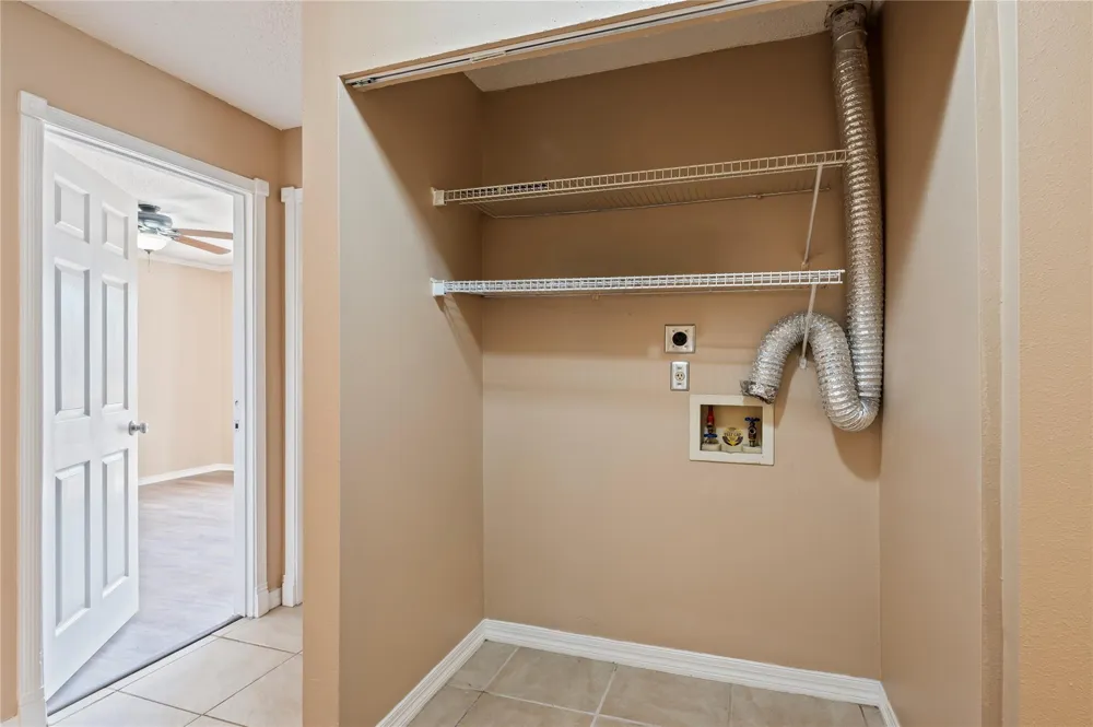 2501 Gulf Freeway #6A Dickinson, TX 77539