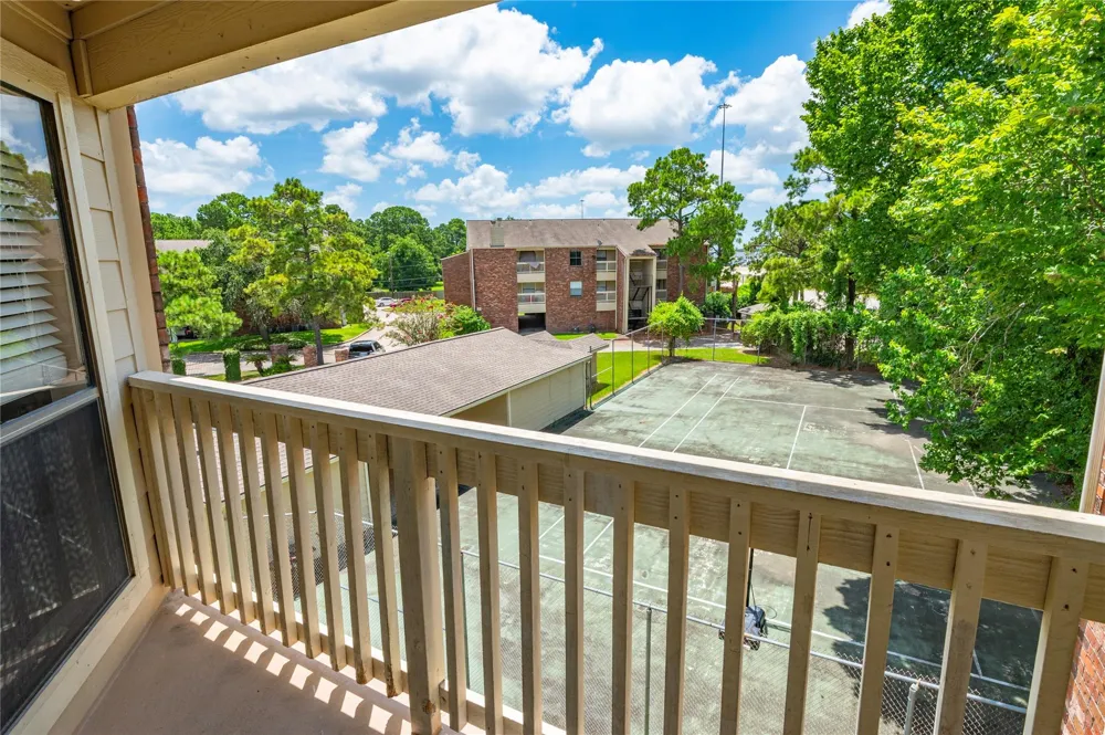 2501 Gulf Freeway #6A Dickinson, TX 77539