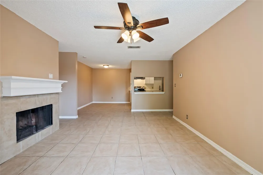 2501 Gulf Freeway #6A Dickinson, TX 77539