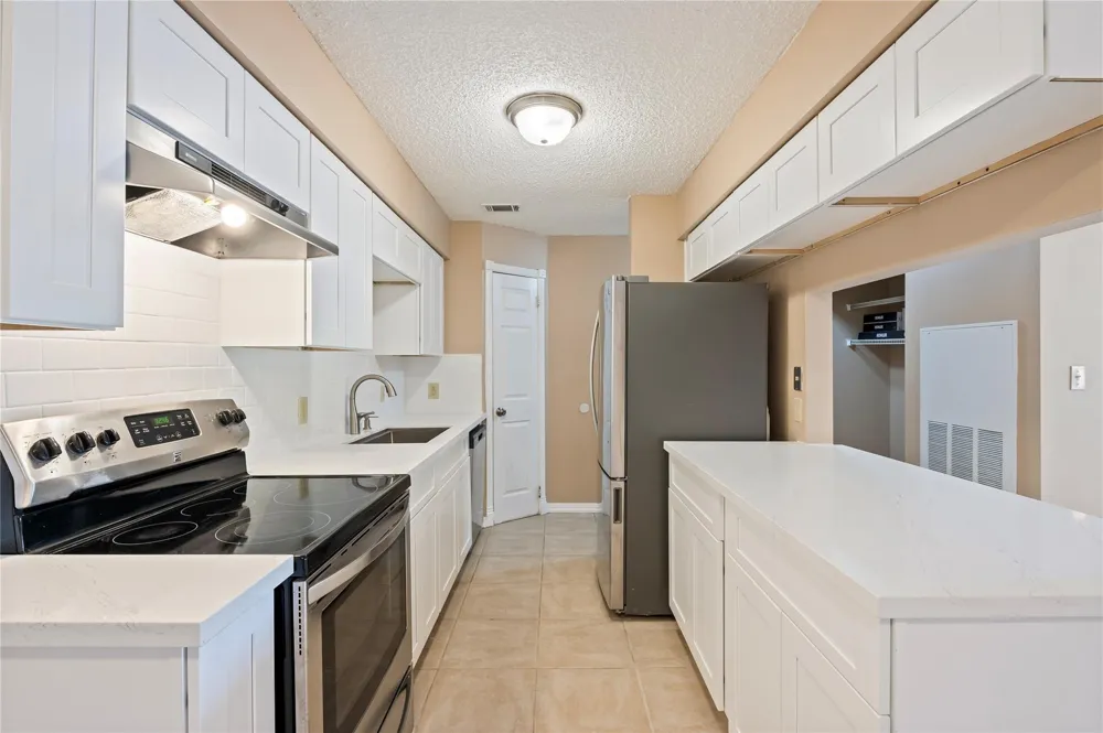 2501 Gulf Freeway #6A Dickinson, TX 77539