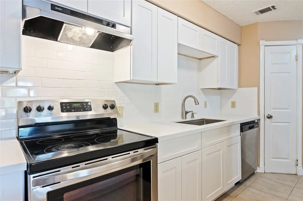 2501 Gulf Freeway #6A Dickinson, TX 77539
