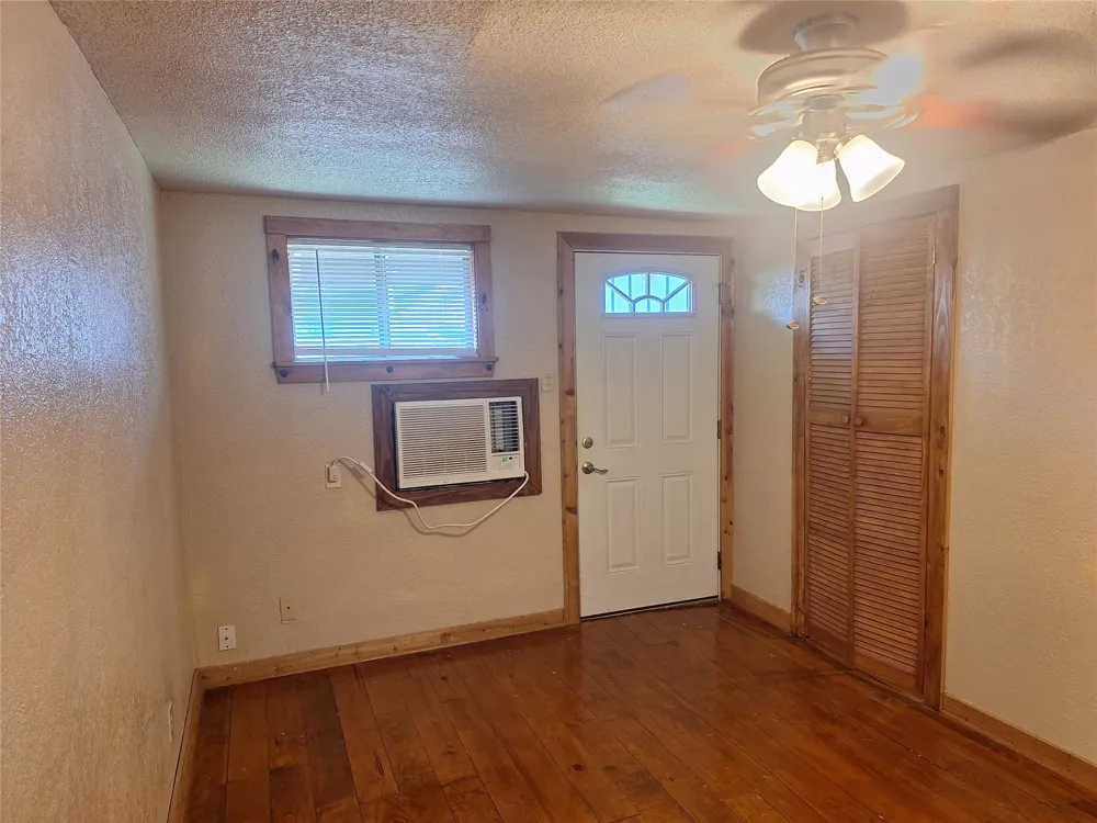 1705 Chris Craft Drive #2 Grapevine, TX 76051