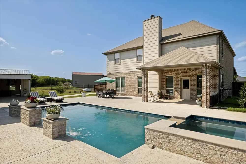2201 Henson Lane Nevada, TX 75173