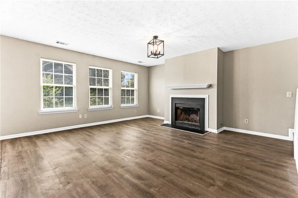 2835 Storybook Court Grayson, GA 30017