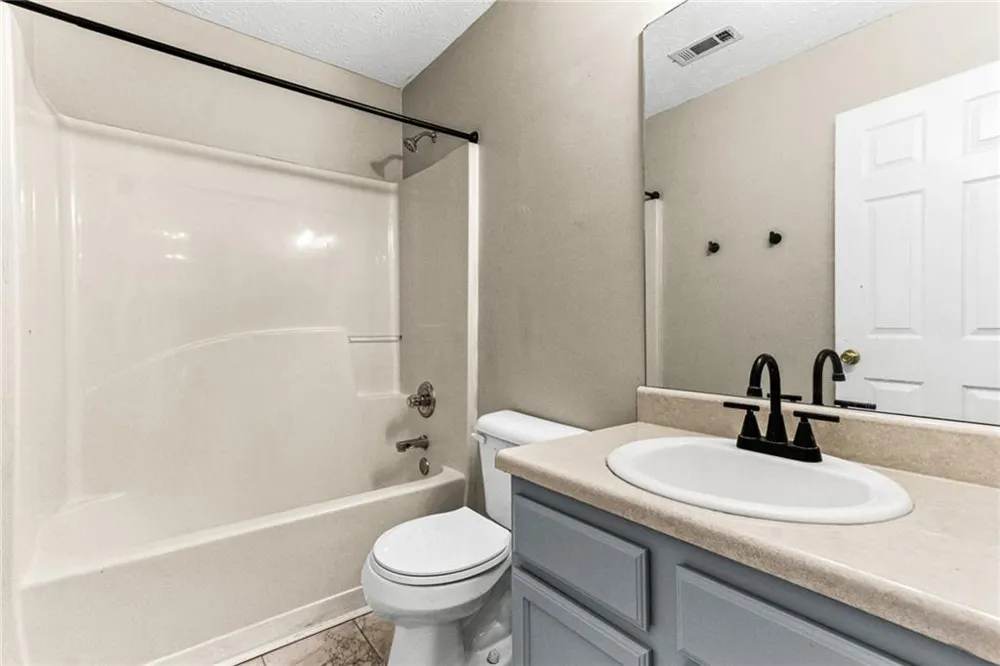2835 Storybook Court Grayson, GA 30017