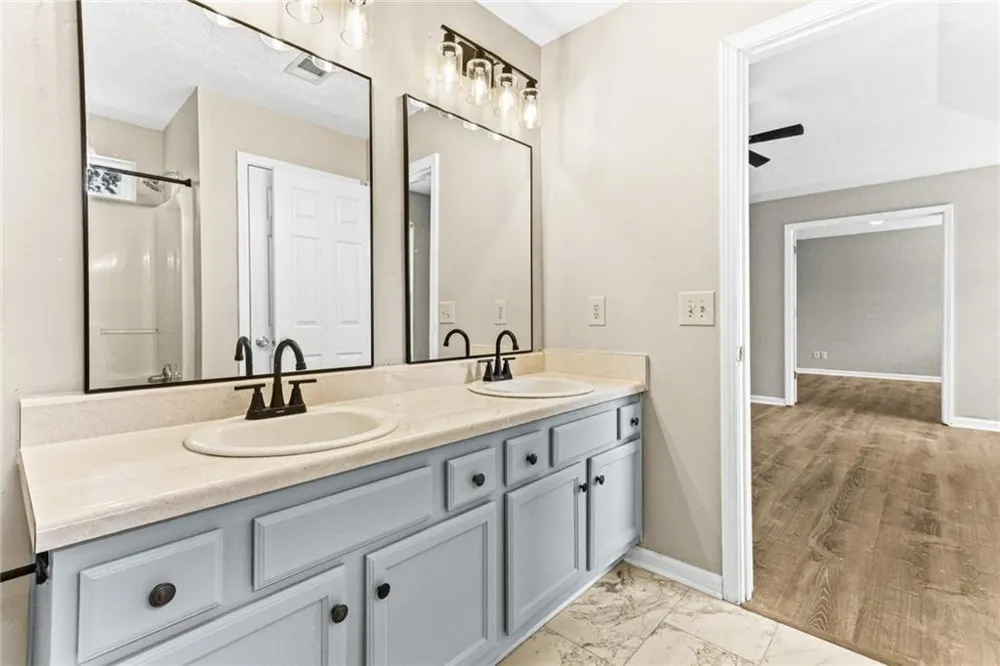 2835 Storybook Court Grayson, GA 30017