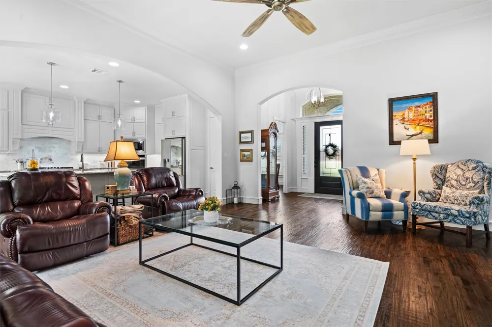 7211 Dillon Circle Midlothian, TX 76065