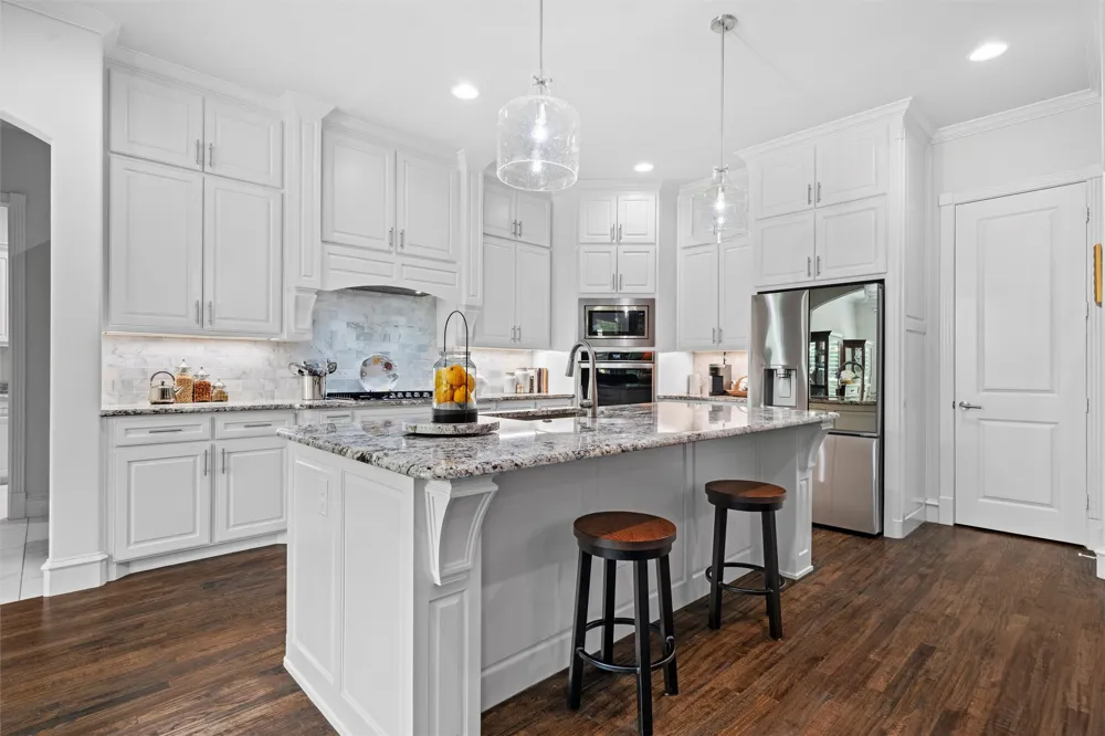 7211 Dillon Circle Midlothian, TX 76065