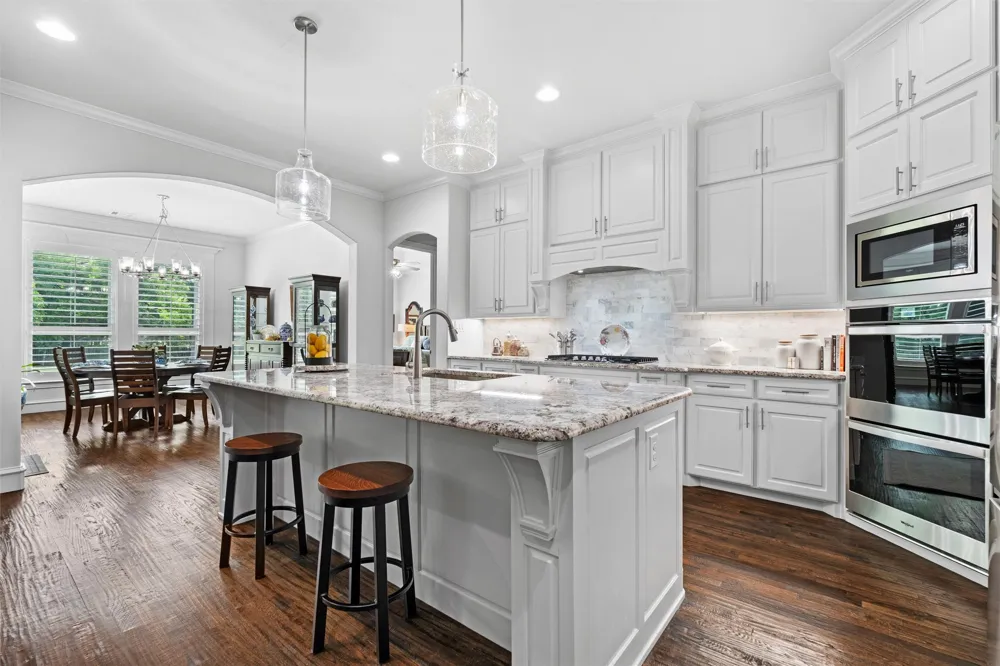 7211 Dillon Circle Midlothian, TX 76065