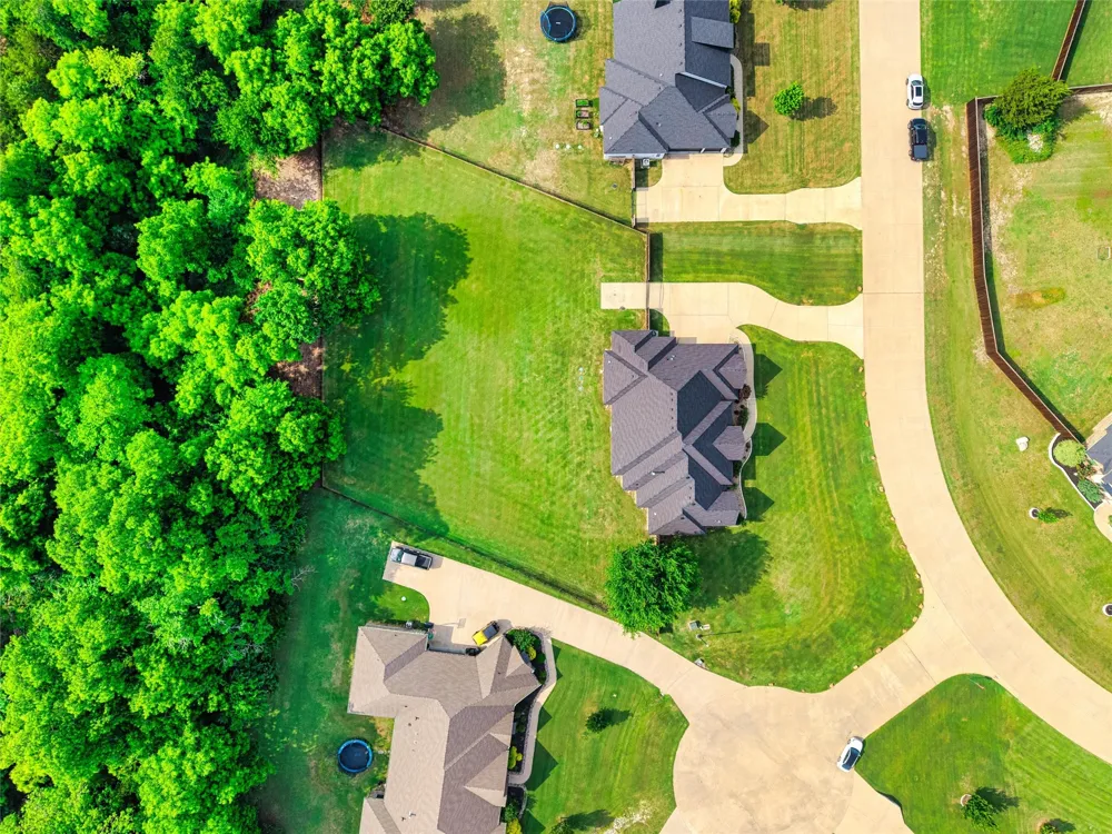 7211 Dillon Circle Midlothian, TX 76065