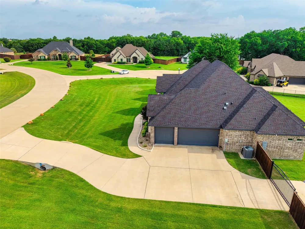 7211 Dillon Circle Midlothian, TX 76065