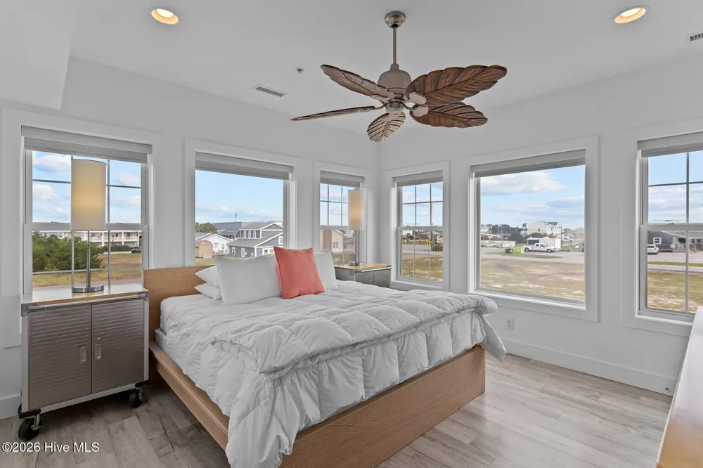 808 S Anderson Boulevard Topsail Beach, NC 28445