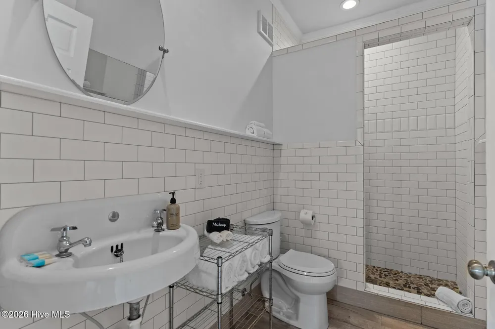 808 S Anderson Boulevard Topsail Beach, NC 28445