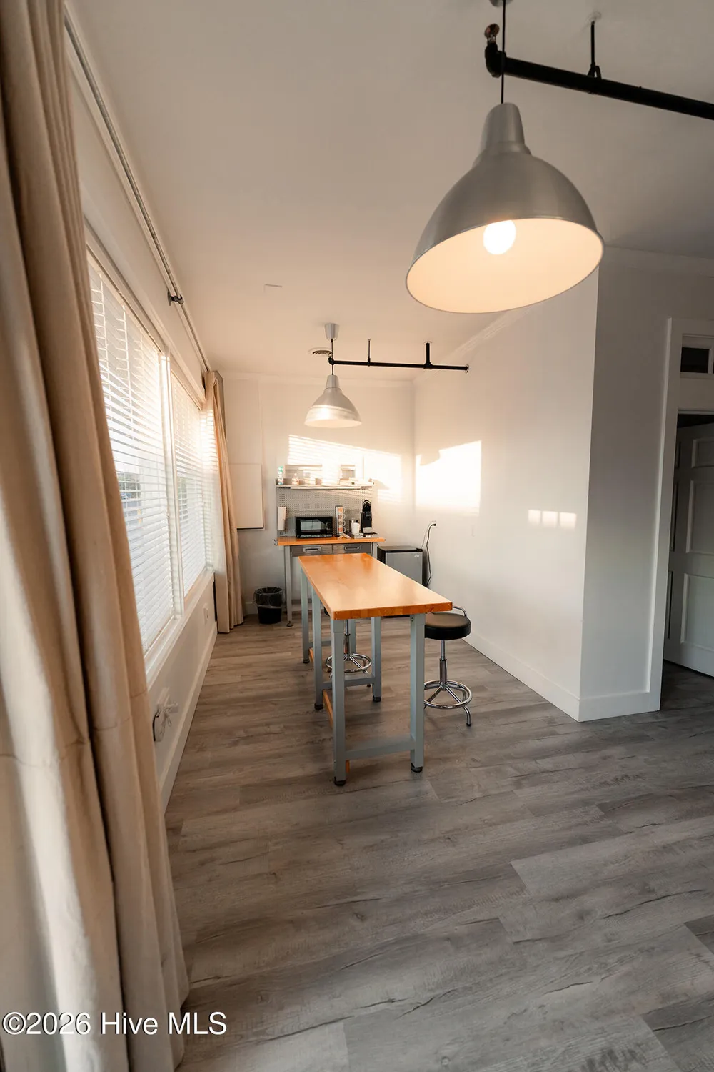 808 S Anderson Boulevard Topsail Beach, NC 28445