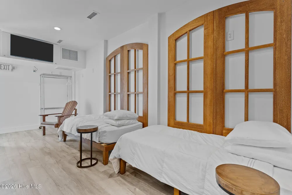 808 S Anderson Boulevard Topsail Beach, NC 28445