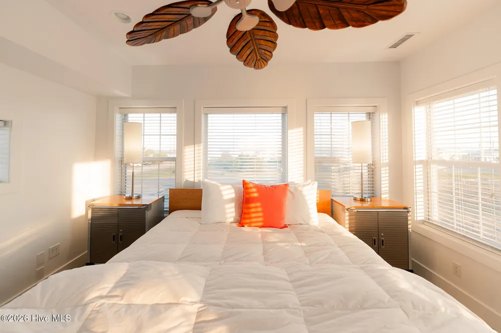 808 S Anderson Boulevard Topsail Beach, NC 28445